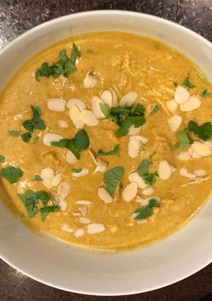 A picture of Chicken korma - slow cooker.