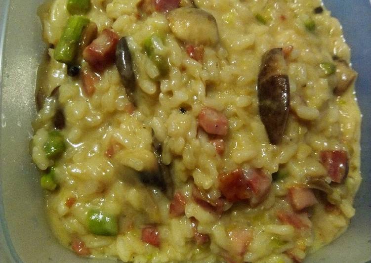Risotto de jamón, setas y trigueros