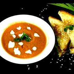 A picture of Cheesy roasted tomato chutney.