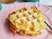 Una foto de waffles con manteca