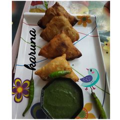 A picture of Tea snacks.