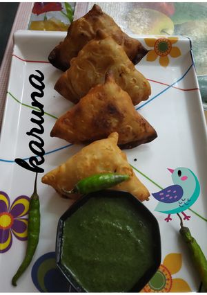 A picture of Tea snacks.