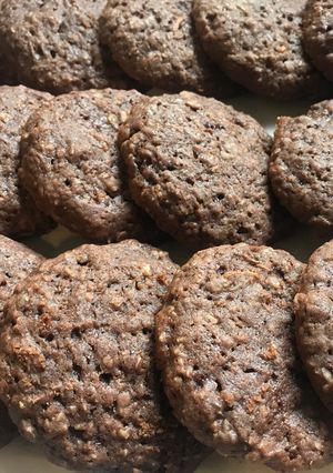 Una foto de Galletitas de lentejas con sabor a naranja y chocolate