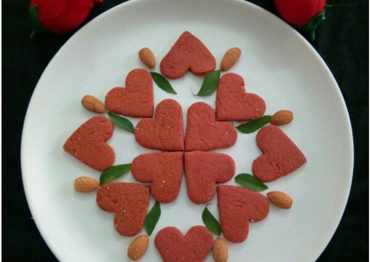 Beetroot wheat flour cookies