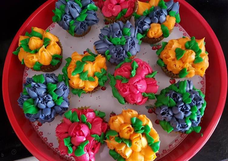 Les Meilleures Recettes de Cupcakes fleuris