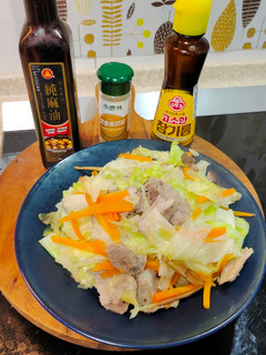 煸薑絲麻油僧帽肌炒高麗菜[低醣料理] 的食譜成品照片