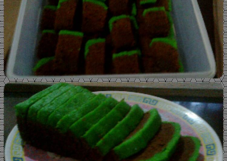 Bagaimana Membuat Brownies coklat lapis tapai ketan hijau yang Bikin Ngiler