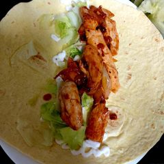 My Simple Sweet Chilli Chicken Brioche Wraps 🤩 A picture of My Simple Sweet Chilli Chicken Brioche Wraps 🤩.