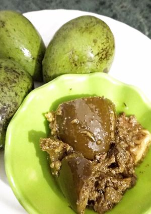 A picture of Mango pickle.