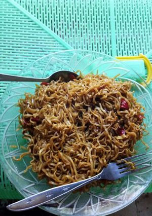 Foto resep Mie goreng bumbu apa adanya rasanya enak
