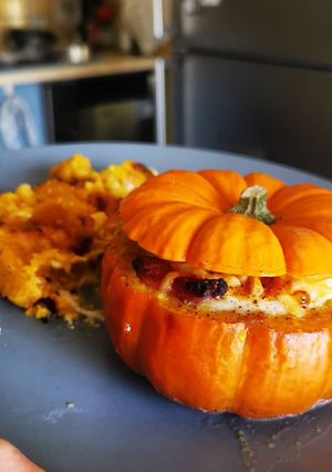 Une photo de Recette automnale : Jack be little farcis façon œuf cocotte🎃