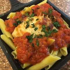 A picture of Chicken rollatini.
