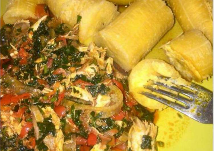 Boiled plantain with fish vegetable sauce
