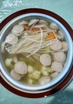 Foto resep 64. Sop enoki kembang kol bakso
