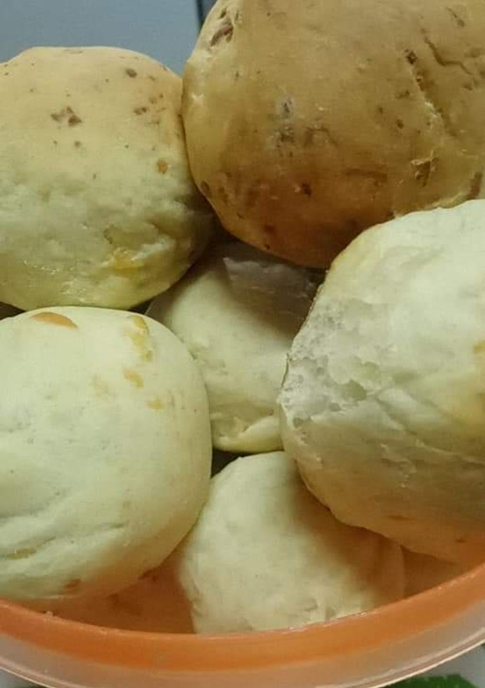 Una foto de Pan casero con queso esponjoso fácil