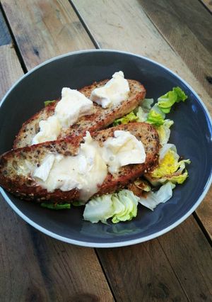 Une photo de Pain perdu au camembert