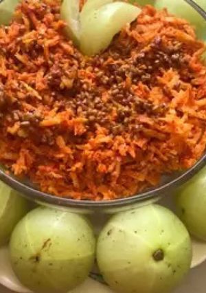A picture of Amla pickle (Takku).