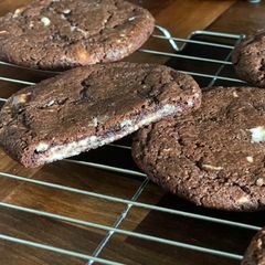 A picture of Shakey's Bakes.