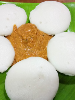 தக்காளி மல்லி சட்னி (Thakkali malli chutney Recipe in Tamil) செய்முறை முக்கிய புகைப்படம்