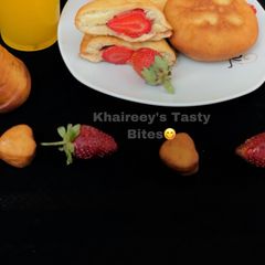 Berries stuffed doughnut 🍩 🍓 A picture of Berries stuffed doughnut 🍩 🍓.