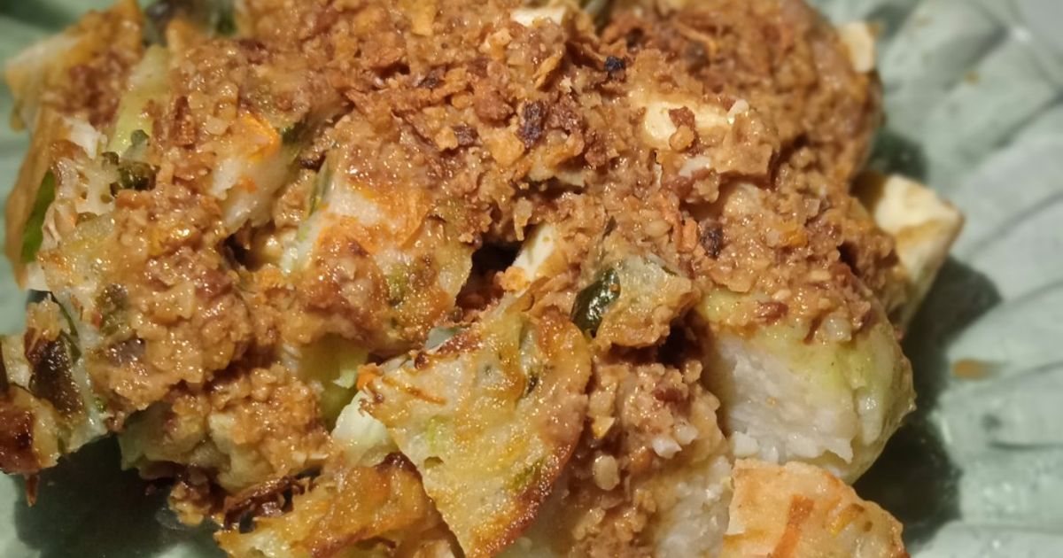 Lontong Campur Sambal Kacang Ala RinRinny