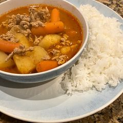 A picture of Hubby's Pork Massaman Curry.