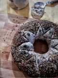 Ciambella di pane ai cereali e cioccolato fondente 🌷