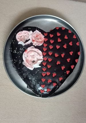 A picture of Chocolate ganache cake# vday.