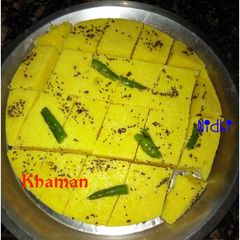 A picture of Khaman.