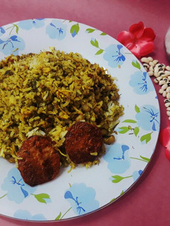 عکسی از دستور لوبیا چشم بلبلی پلو با مرغ😃