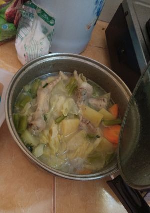 Foto resep Sop ceker irit sederhana anak kos