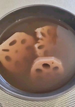 A picture of Lotus Root Soup.