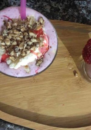 صورة لوصفة كوكتيل الفراوله والموز🍌🍓