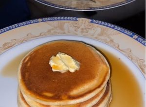 Φωτογραφία της συνταγής Pancakes με σιρόπι σφενδάμου! 🥞🍁