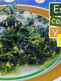 Una foto de Espinacas con atún y queso