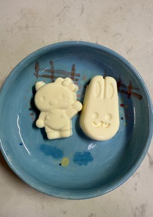 Hình của món Panna Cotta núng nính.