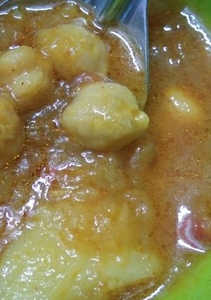 A picture of White chole Aloo.