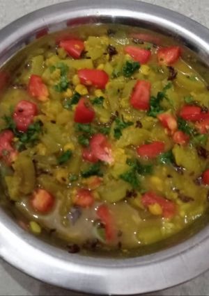 चने की दाल और घीया की सब्जी (Chane ki dal aur ghiya ki sabzi recipe in Hindi) रेसिपी मुख्य फोटो
