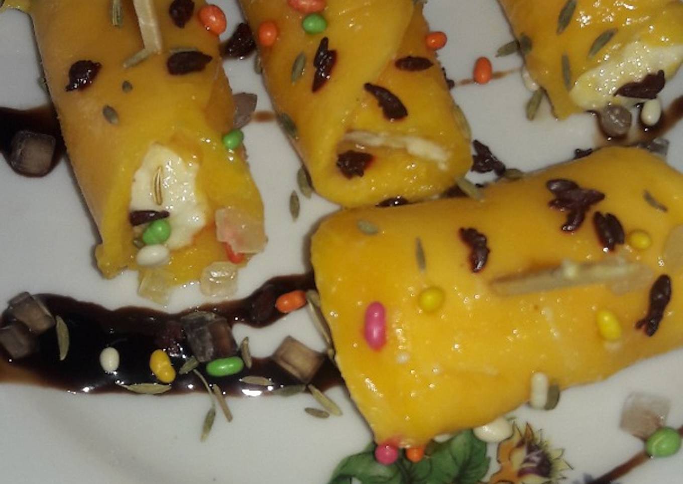 Mango cheese roll