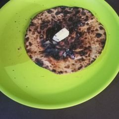 A picture of Aloo naan.