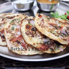A picture of Mini Oats Uttapam.