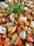 Garbanzos con gorgonzola, fresas 🍓 y pomelo ….ufff