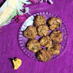 வரகு மக்காச்சோள வடை(varagu makkasola vadai recipe in tamil) செய்முறை முக்கிய புகைப்படம்