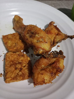 Foto resep Ayam Tempe Ungkep Tinggal Goreng