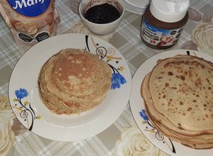 Una foto de Panqueques de avena y harina integral 🥞