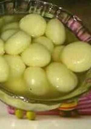 A picture of Bangali rasgulle.