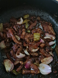 A picture of Pork Adobo.