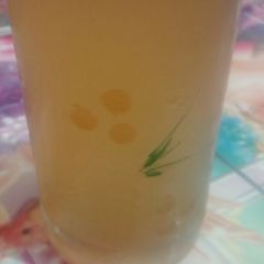 A picture of Nimbu pani(shikanji).
