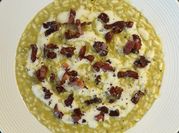 Una foto di pancetta bacon