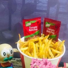Popeye s’fries A picture of Popeye s’fries.